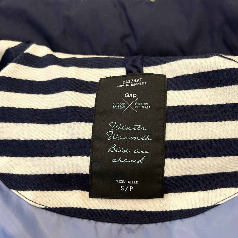 GAP puffer vest - Picture 5 of 5